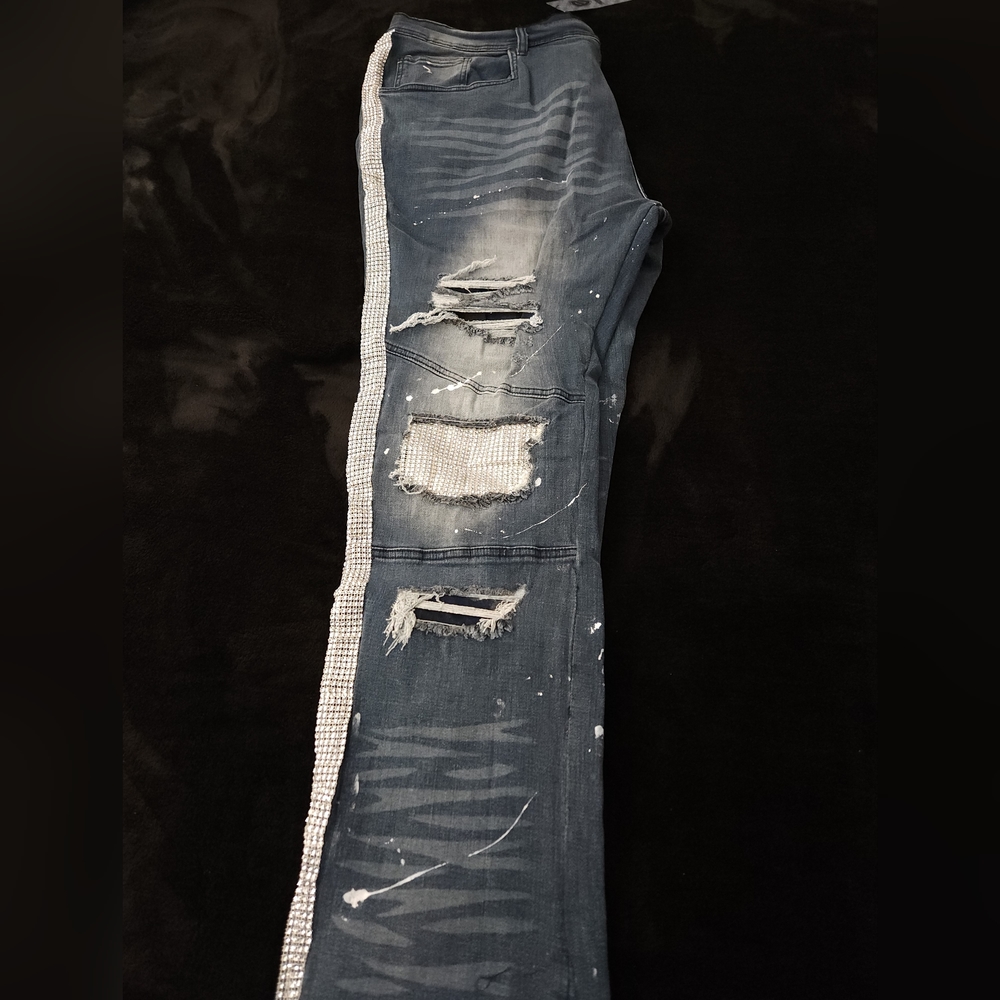 Encrypted Big And Tall Distressed Denim Jeans